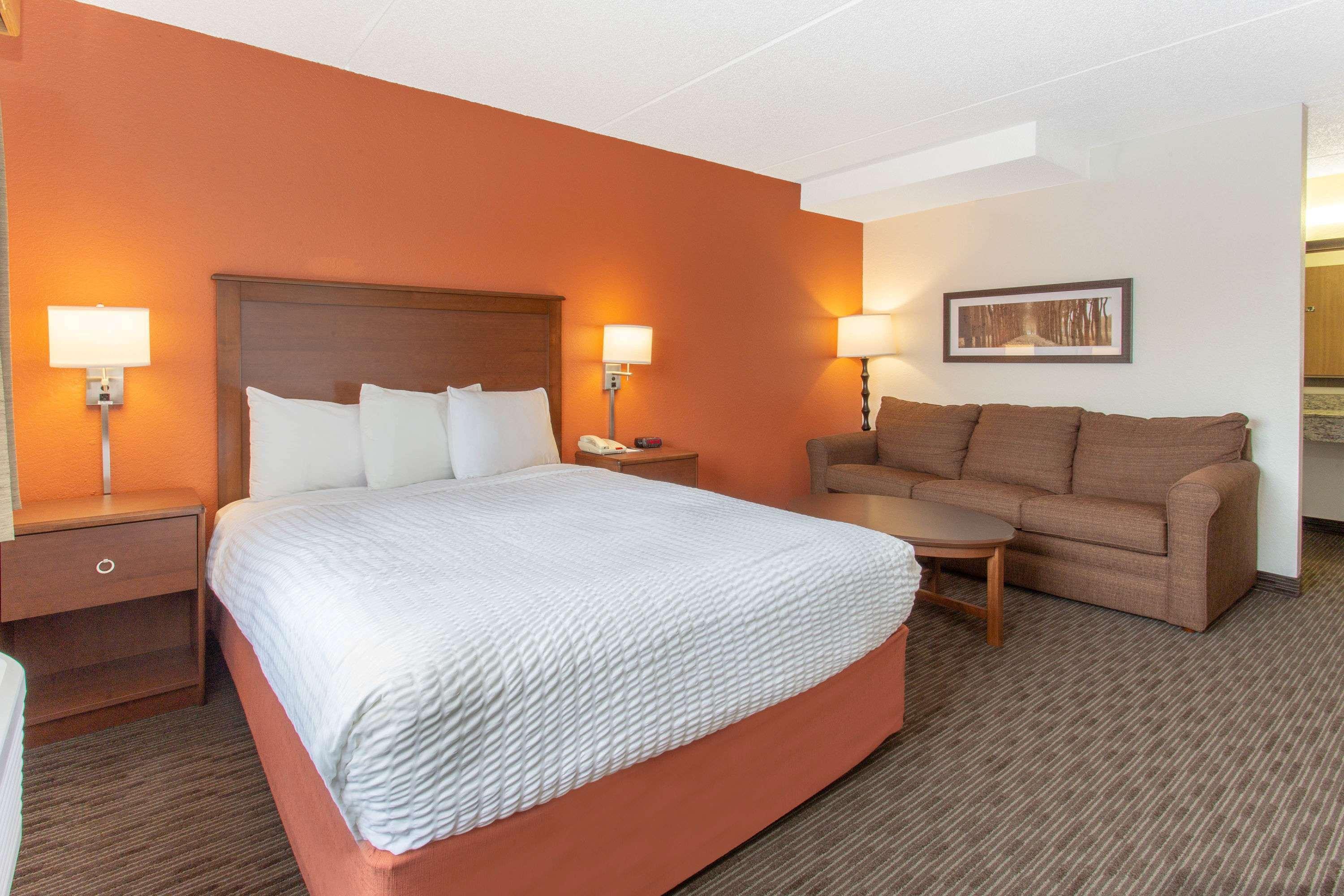 Americinn By Wyndham Calumet Exterior foto